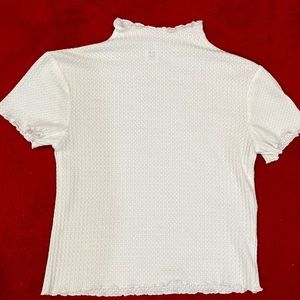 Me to We, White Lettuce Cut/Trim Short Sleeve shirt, size X-Small